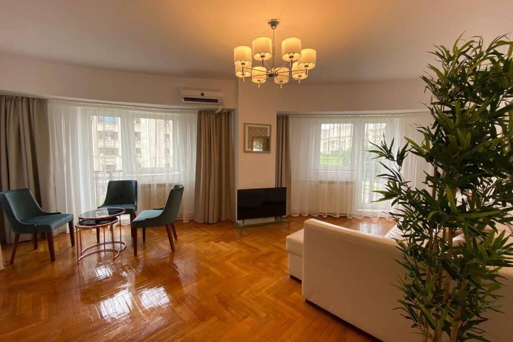 New Luxury Flat In Front Of The Parliament At Unirii Apartment Bucharest Exterior photo