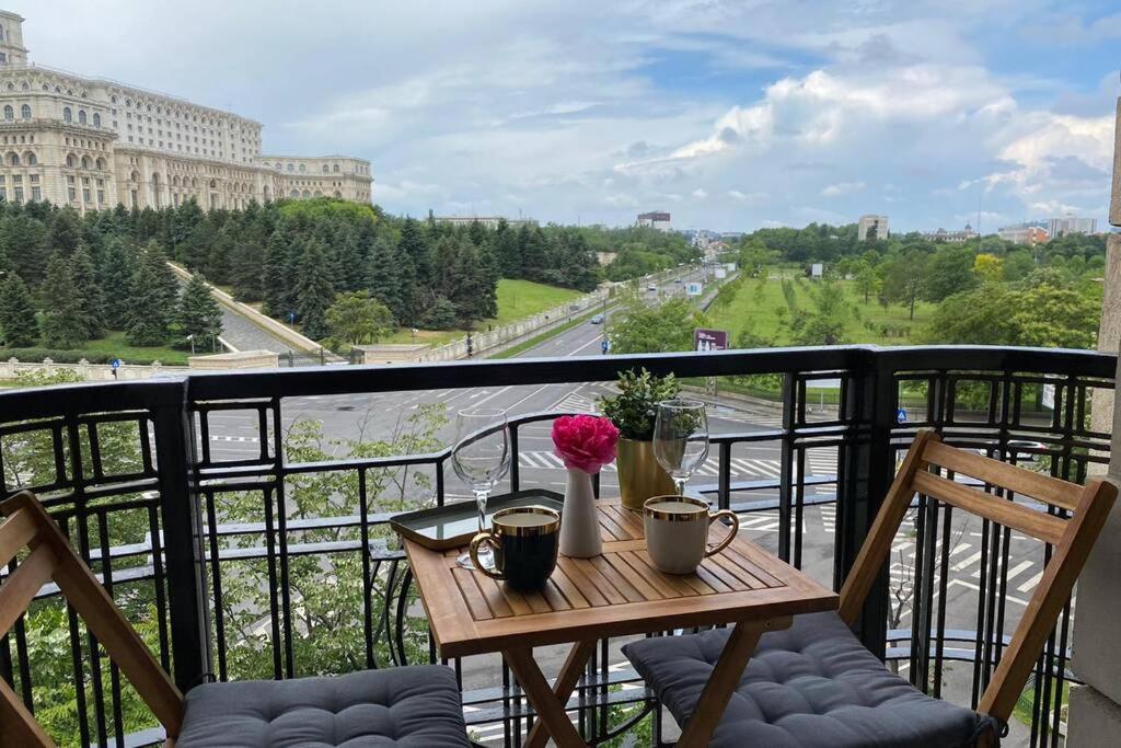 New Luxury Flat In Front Of The Parliament At Unirii Apartment Bucharest Exterior photo